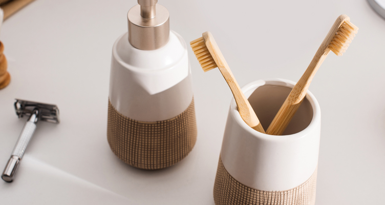 toothbrush-holder-752x400.jpg