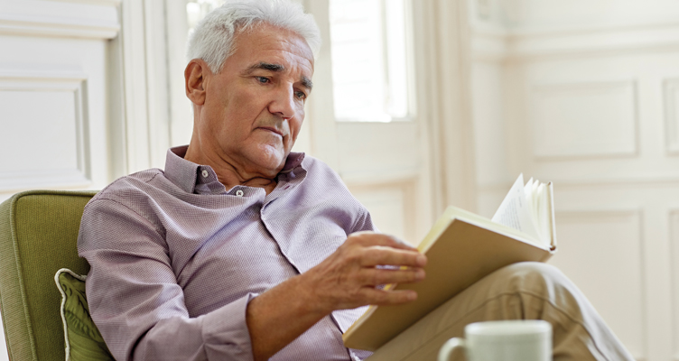 man-reading-752x400.jpg